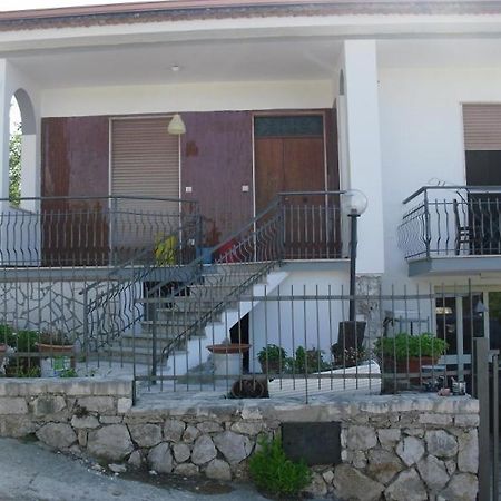 Guesthouseminturnoit Lucia Sparagna Exterior photo